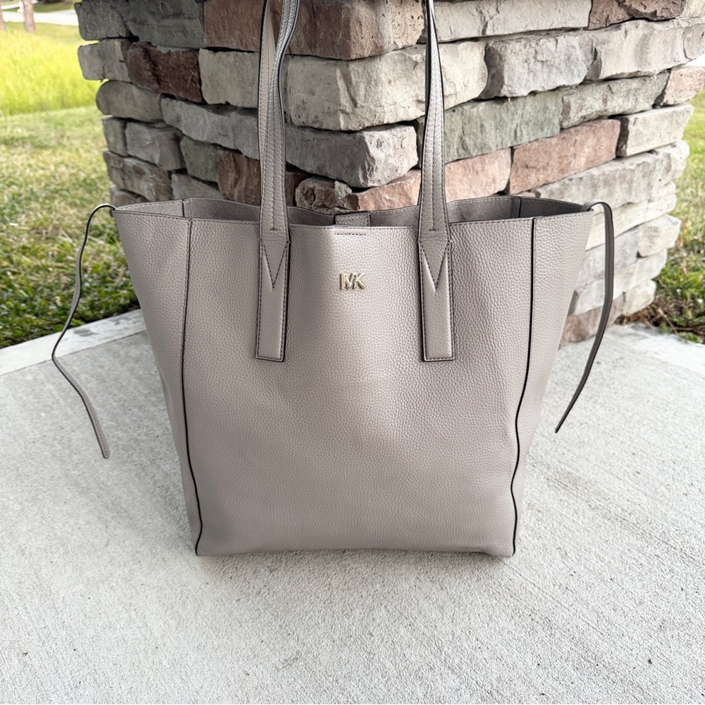 Michael Kors Tote Bag